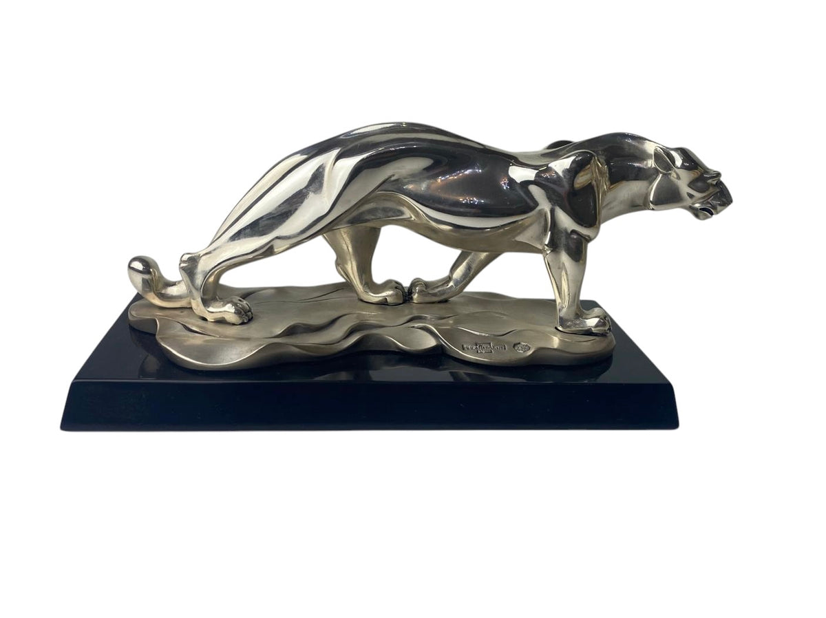 Scultura Pantera in Resina Argentata (Stile Art Déco) su Base Nera