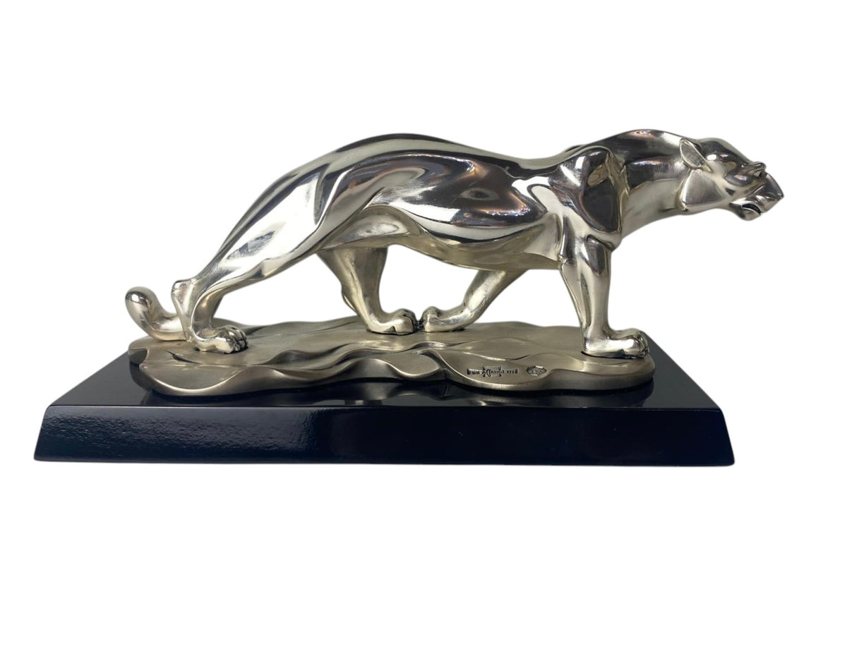 Scultura Pantera in Resina Argentata (Stile Art Déco) su Base Nera